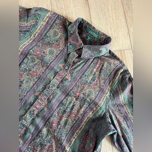 Lauren Ralph Lauren button up blouse 100% cotton paisley print Size L